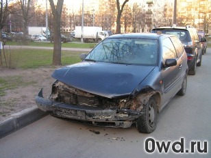 Битый автомобиль Volkswagen Polo