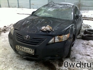 Битый автомобиль Toyota Camry