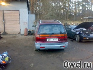 Битый автомобиль Mitsubishi Space Wagon