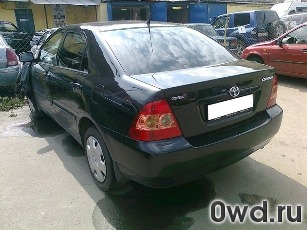 Битый автомобиль Toyota Corolla