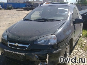 Битый автомобиль Chevrolet Rezzo