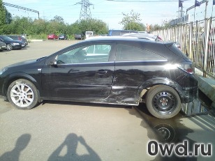 Битый автомобиль Opel Astra