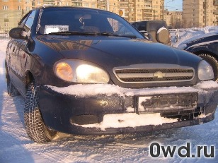 Битый автомобиль Chevrolet Lanos