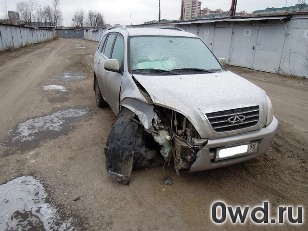 Битый автомобиль Chery Tiggo