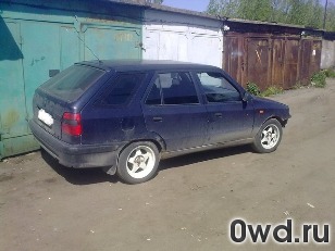 Битый автомобиль Skoda Felicia