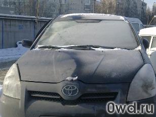 Битый автомобиль Toyota Corolla Verso