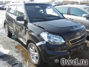 Битый автомобиль Kia Soul