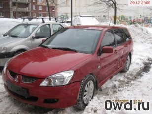 Битый автомобиль Mitsubishi Lancer