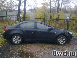 Битый автомобиль Chevrolet Cruze