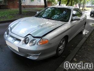 Битый автомобиль Hyundai Tiburon