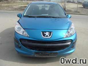 Битый автомобиль Peugeot 207