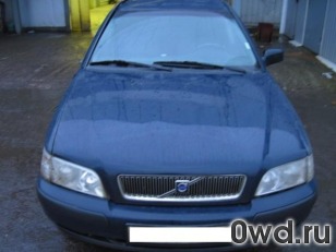 Битый автомобиль Volvo S40