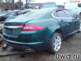 Битый автомобиль Jaguar XF