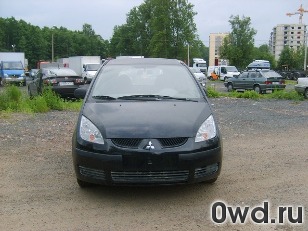 Битый автомобиль Mitsubishi Colt