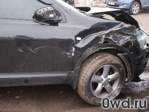 Битый автомобиль Nissan Qashqai