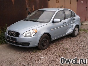 Битый автомобиль Hyundai Verna