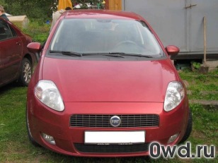 Битый автомобиль FIAT Punto