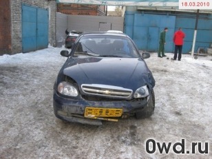 Битый автомобиль Chevrolet Lanos