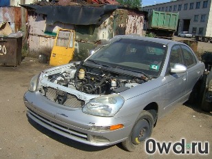 Битый автомобиль Daewoo Nubira