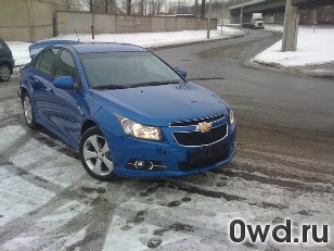 Битый автомобиль Chevrolet Cruze