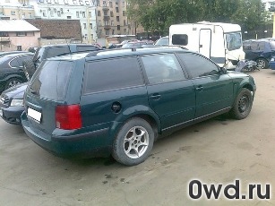 Битый автомобиль Volkswagen Passat