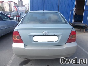 Битый автомобиль Toyota Corolla