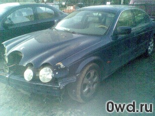 Битый автомобиль Jaguar S-Type