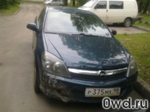 Битый автомобиль Opel Astra