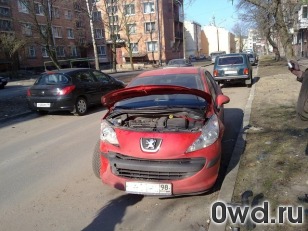 Битый автомобиль Peugeot 207