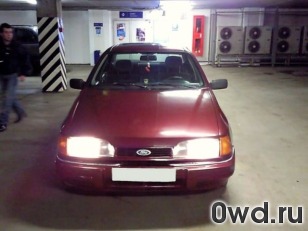 Битый автомобиль Ford Sierra