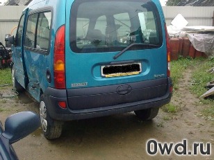 Битый автомобиль Renault Kangoo