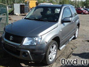 Битый автомобиль Suzuki Grand Vitara