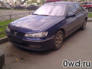 Битый автомобиль Peugeot 406