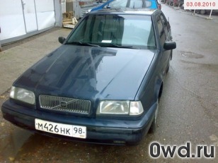 Битый автомобиль Volvo 460