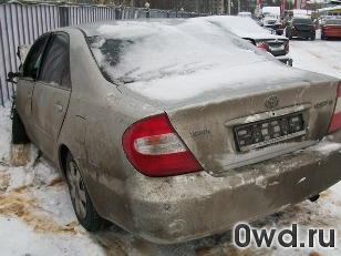 Битый автомобиль Toyota Camry