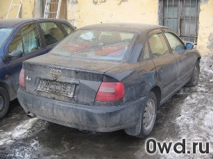 Битый автомобиль Audi A4