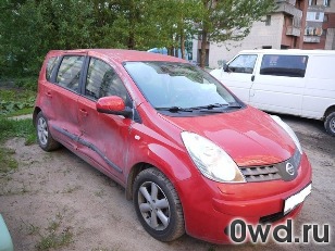 Битый автомобиль Nissan Note