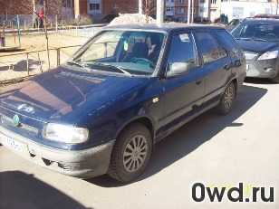 Битый автомобиль Skoda Felicia