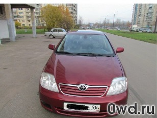 Битый автомобиль Toyota Corolla