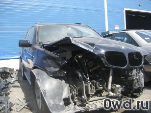 Битый автомобиль BMW X5