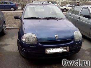 Битый автомобиль Renault Clio