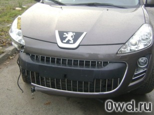 Битый автомобиль Peugeot 4007