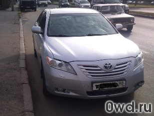 Битый автомобиль Toyota Camry