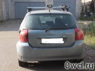 Битый автомобиль Toyota Corolla