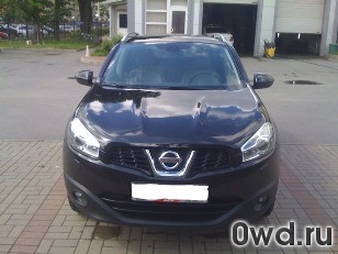 Битый автомобиль Nissan Qashqai